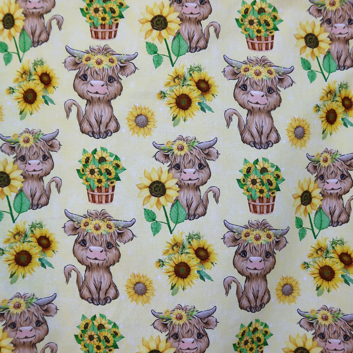 Sunflower Highland Scrub Top 🌻🐮