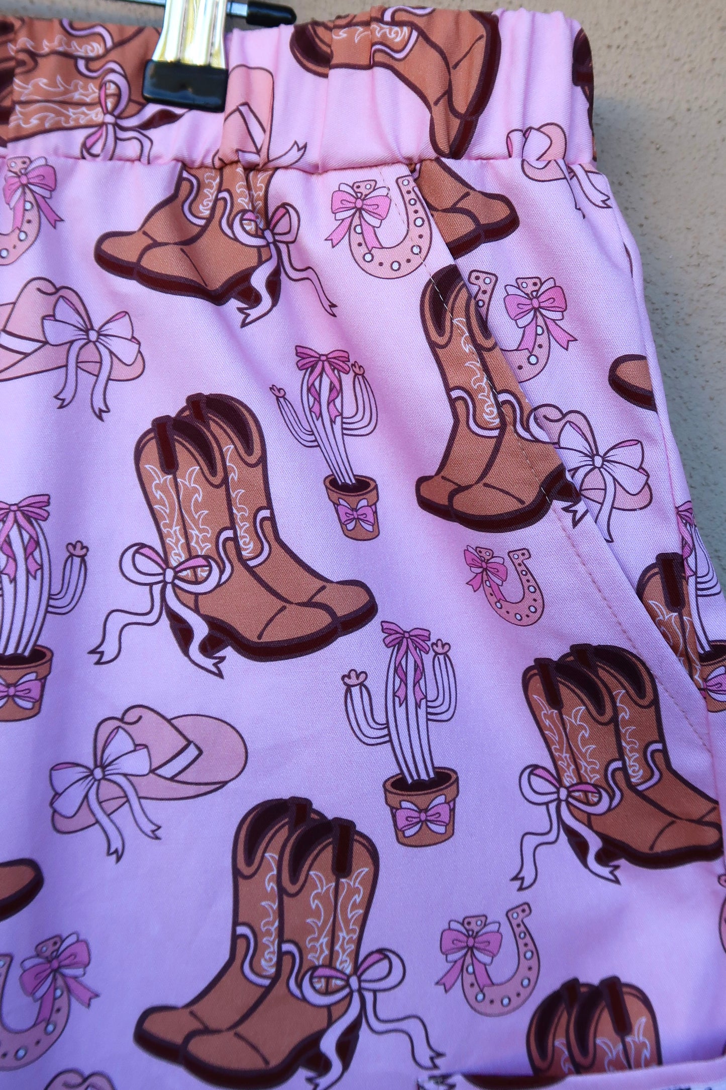 Cowgirl Scrub Pant ๐