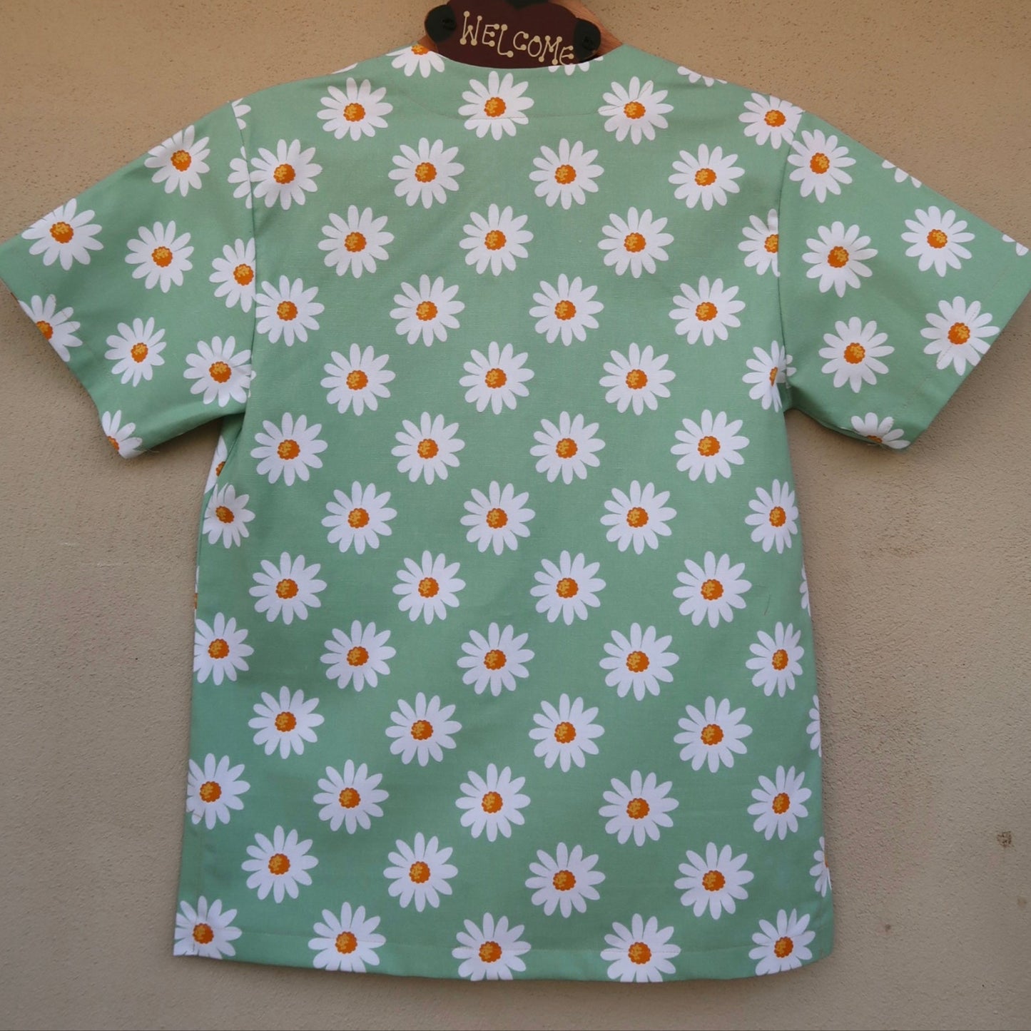 Mint Daisy Scrub Top 🌼