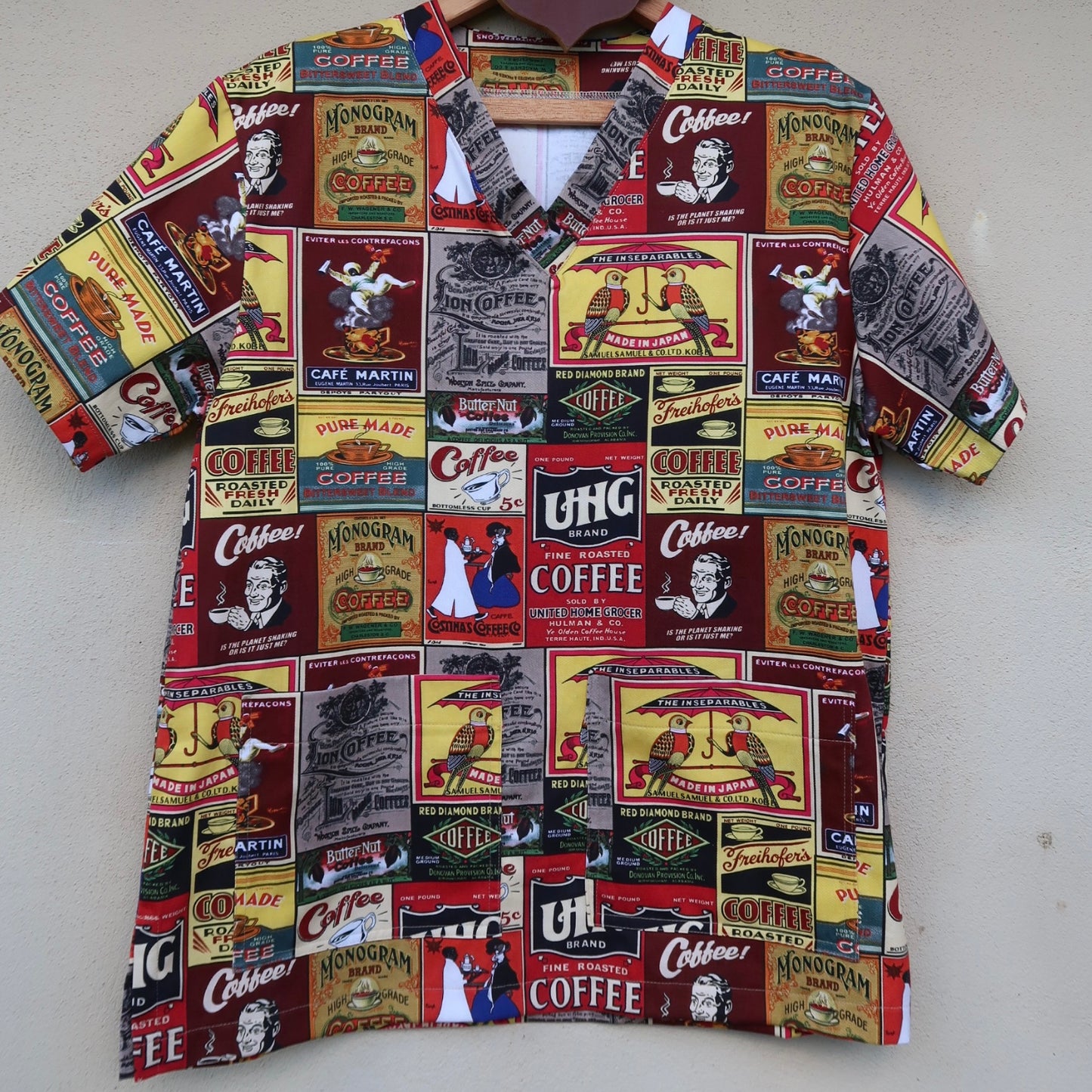 Nurses’ best friend scrub top ☕️ (M only)