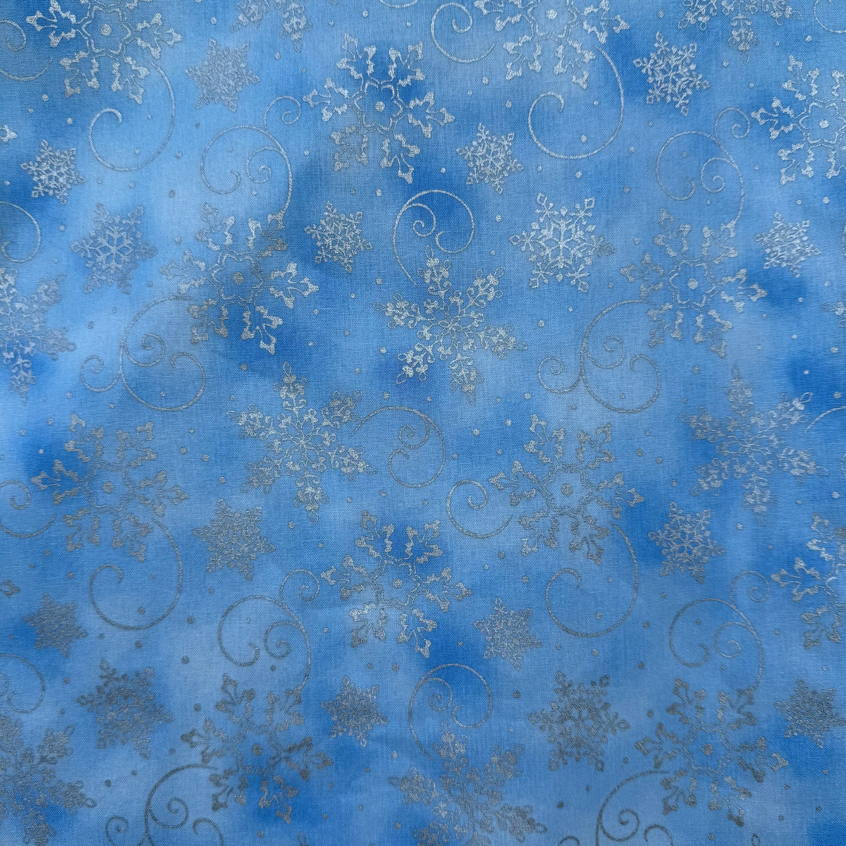 Snowflake Scrub Top ❄️