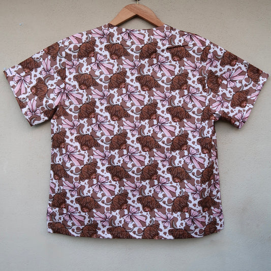 Highland Bows Scrub Top 🎀