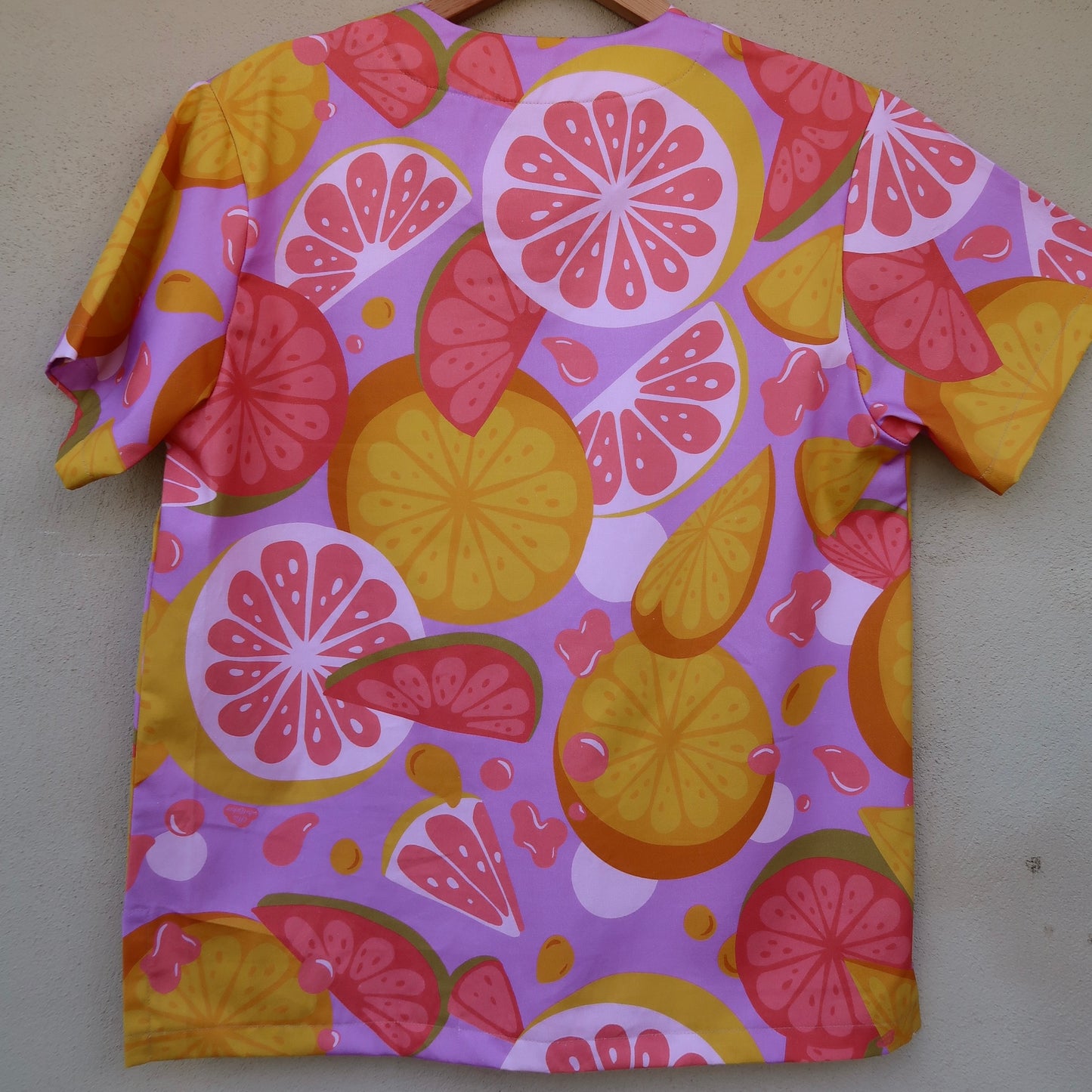 Fruit punch scrub top ππ