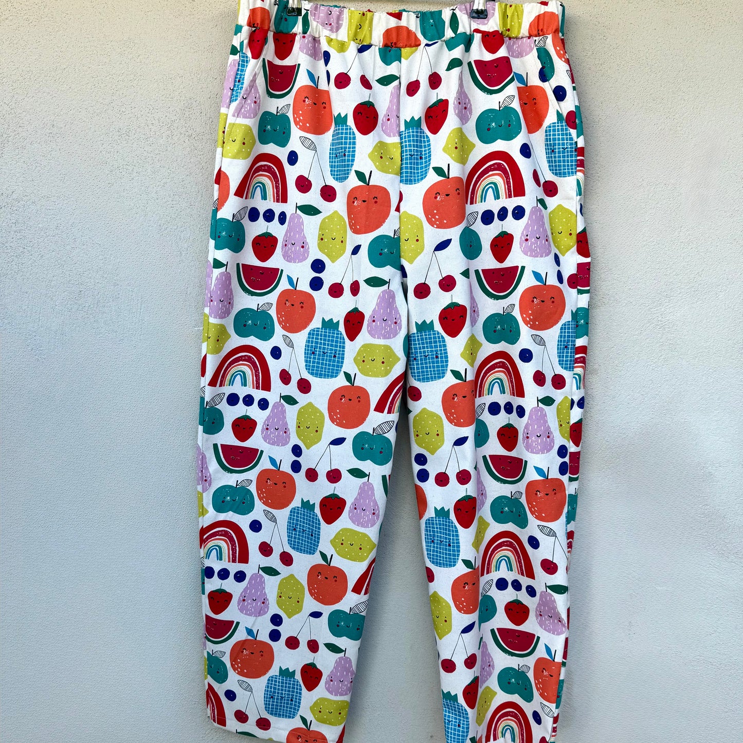 Dancing Fruits Scrub Pants πππ