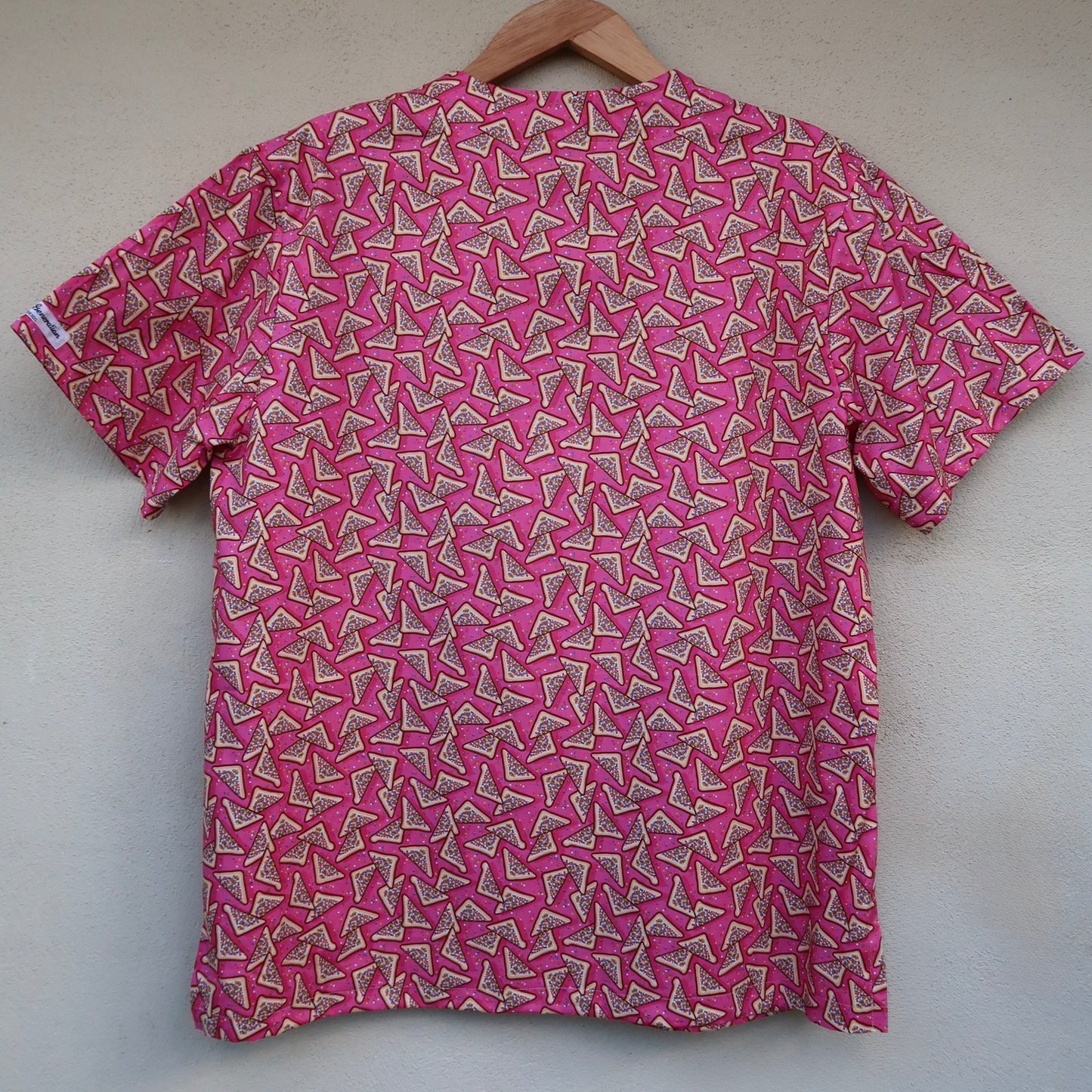 Fairy Bread Scrub *Top* ๐ง๐ผโโ๏ธ๐ (L only)
