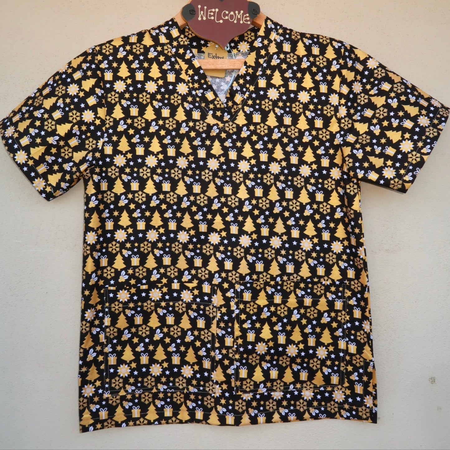 Golden Christmas Scrub Top ⚜️🎄(XS only)