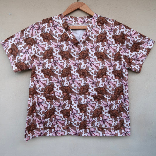 Highland Bows Scrub Top 🎀