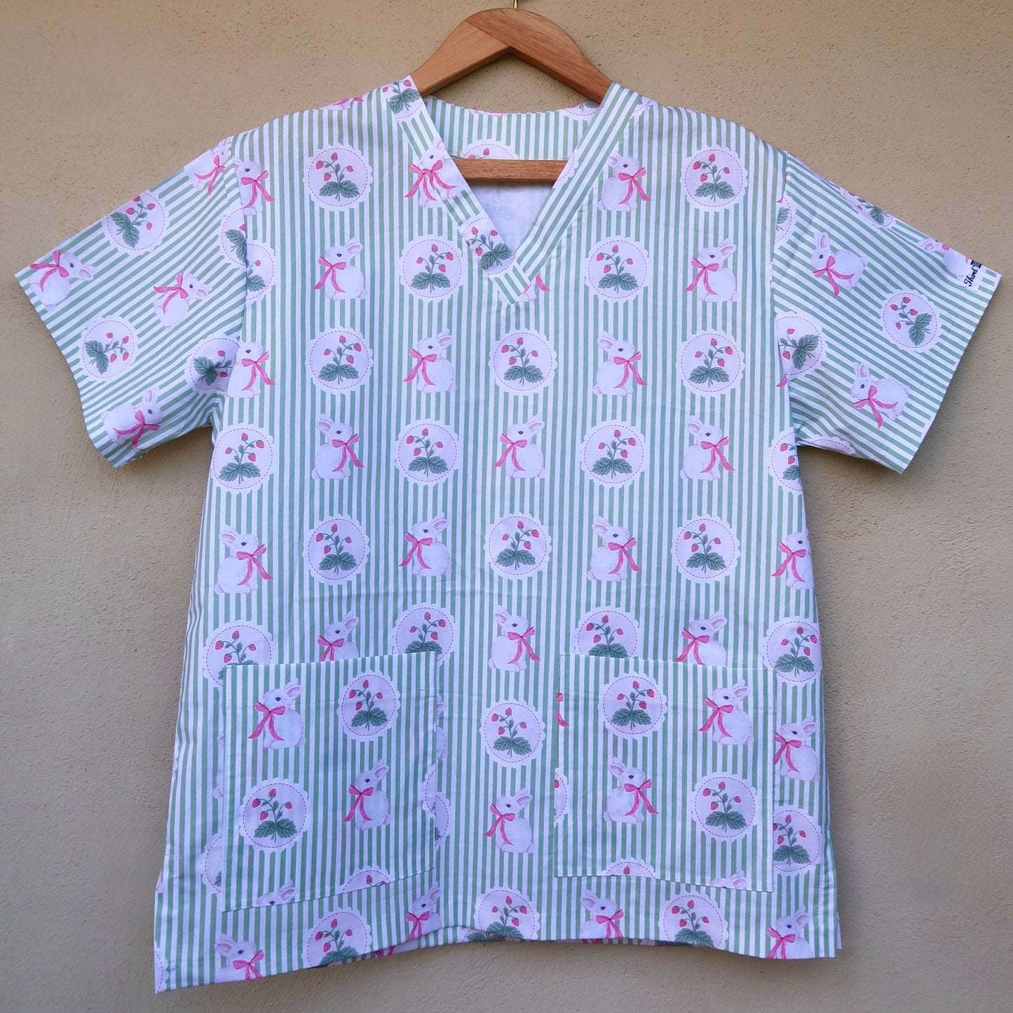 Sweet Bunny Scrub Top 🐇🎀