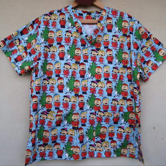 Peanuts and Snoopy Christmas Scrub Top🎄
