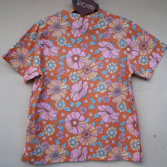 Retro floral scrub top 🌸🧡
