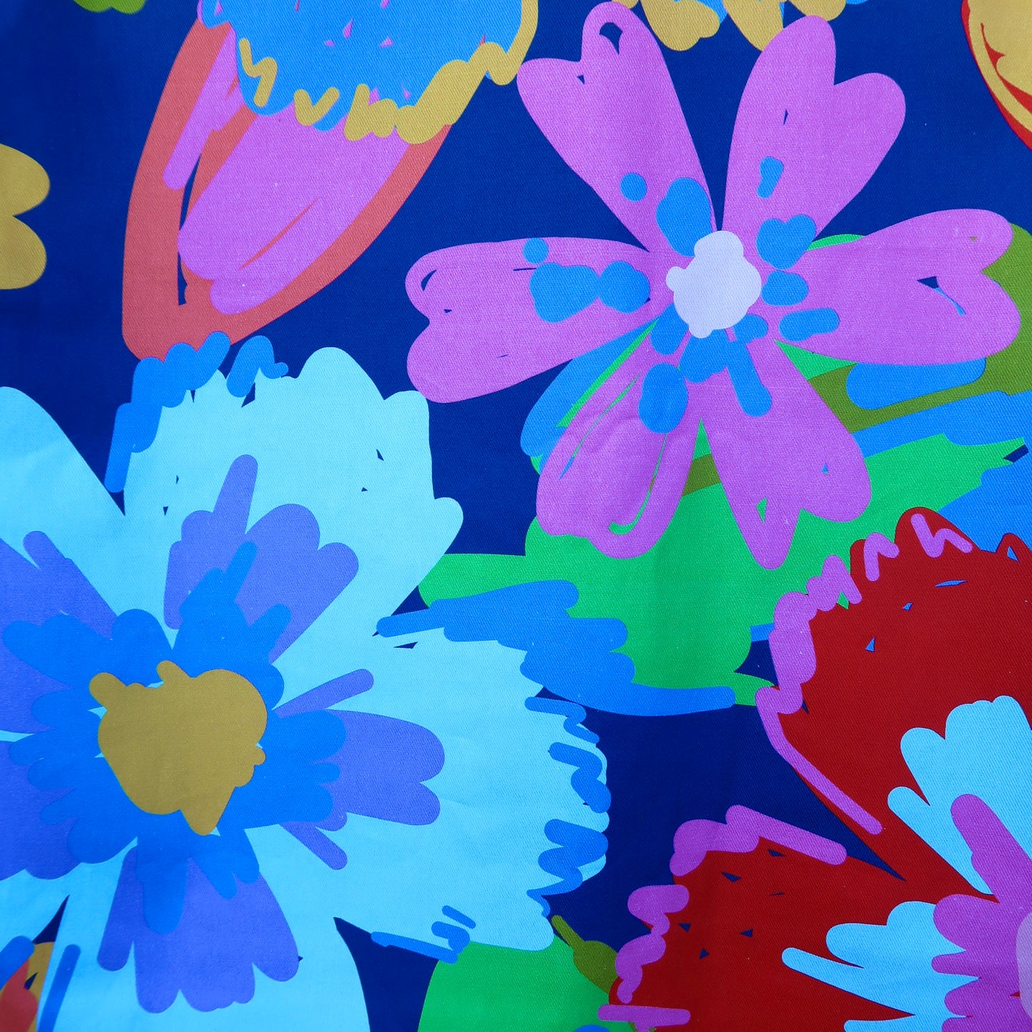 Painted Flower Scrub Top 🩷🌼
