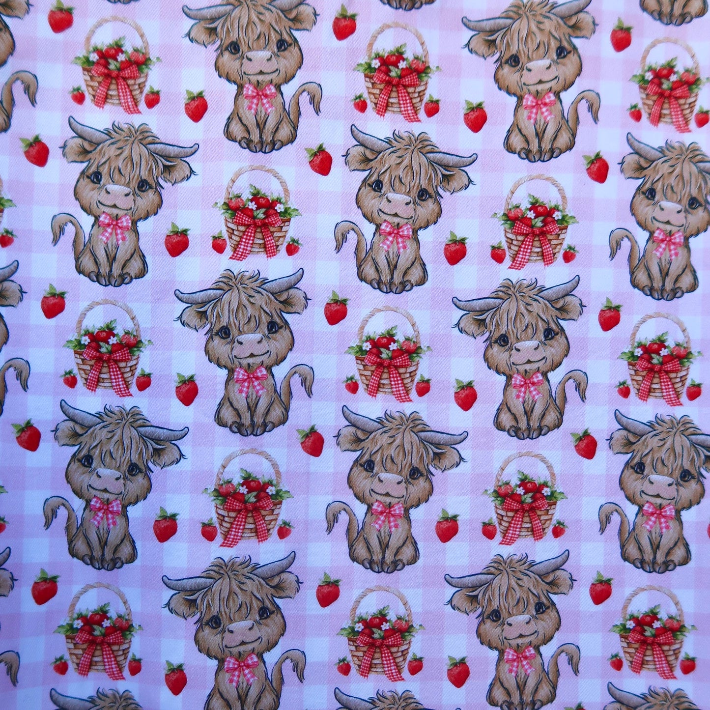 Strawberry Highland Scrub Top🍓