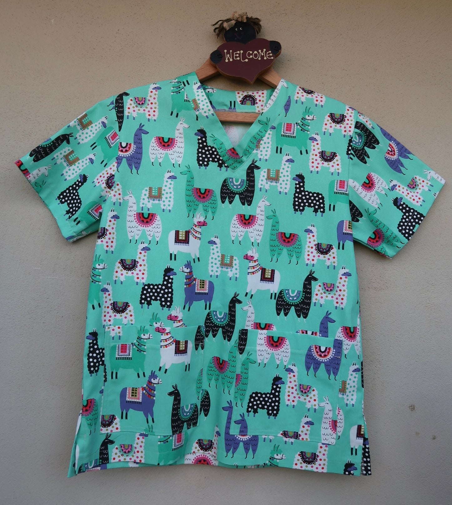 Llama Scrub Top 🦙