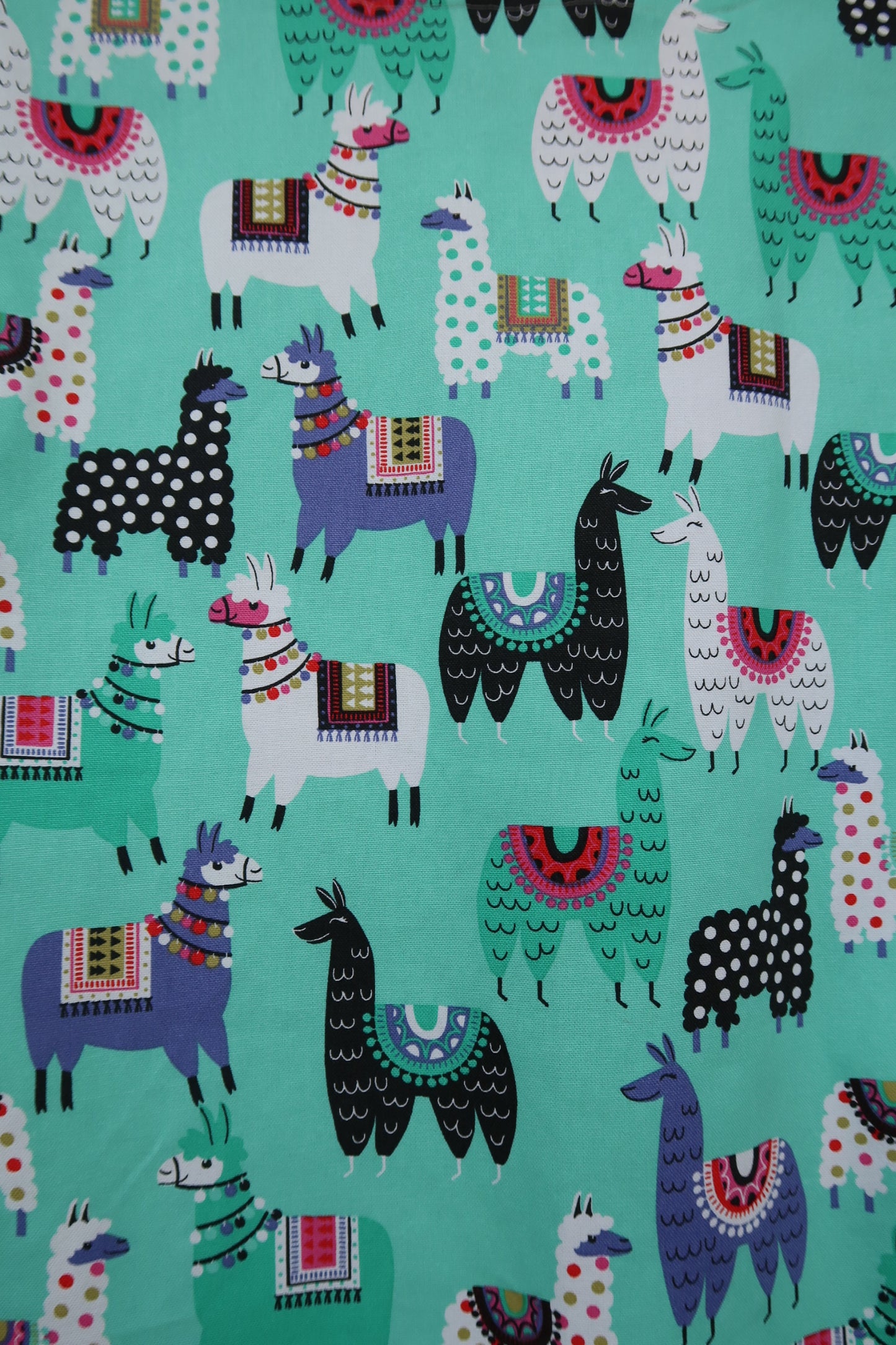 Llama Scrub Top 🦙