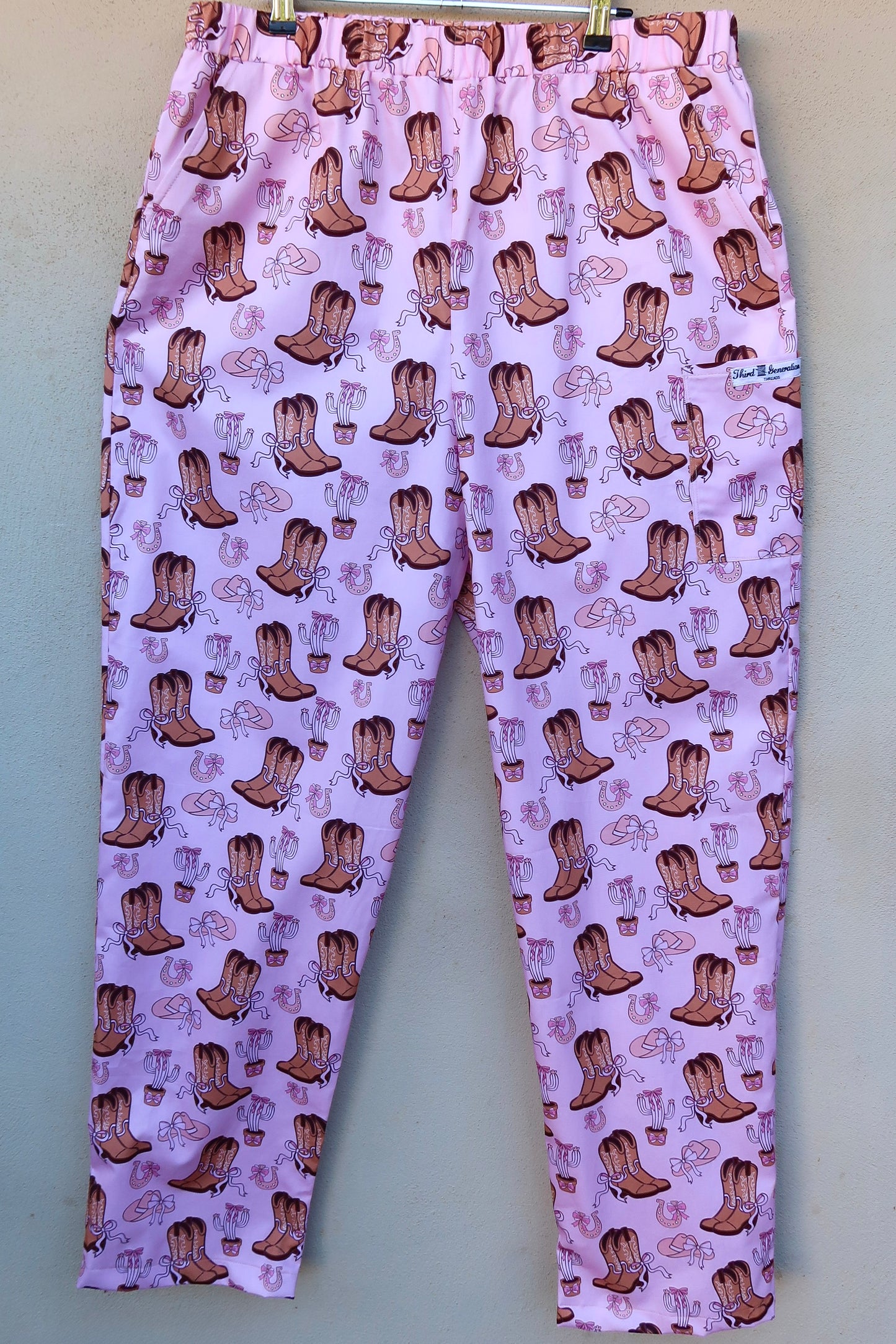 Cowgirl Scrub Pant 🎀