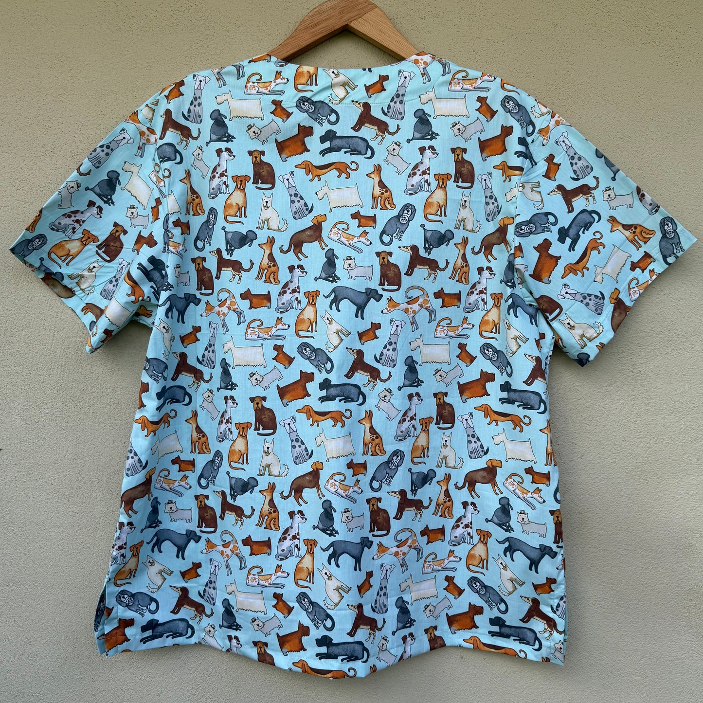 Dog Scrub Top 🐕 (XL only)