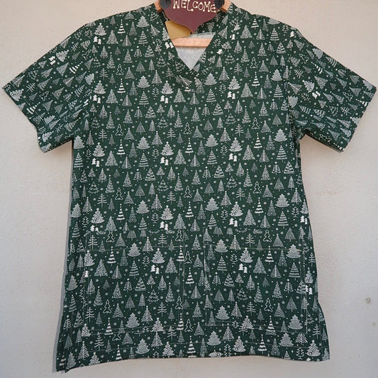 Green Christmas Tree Scrub top 🎄 (XS only)