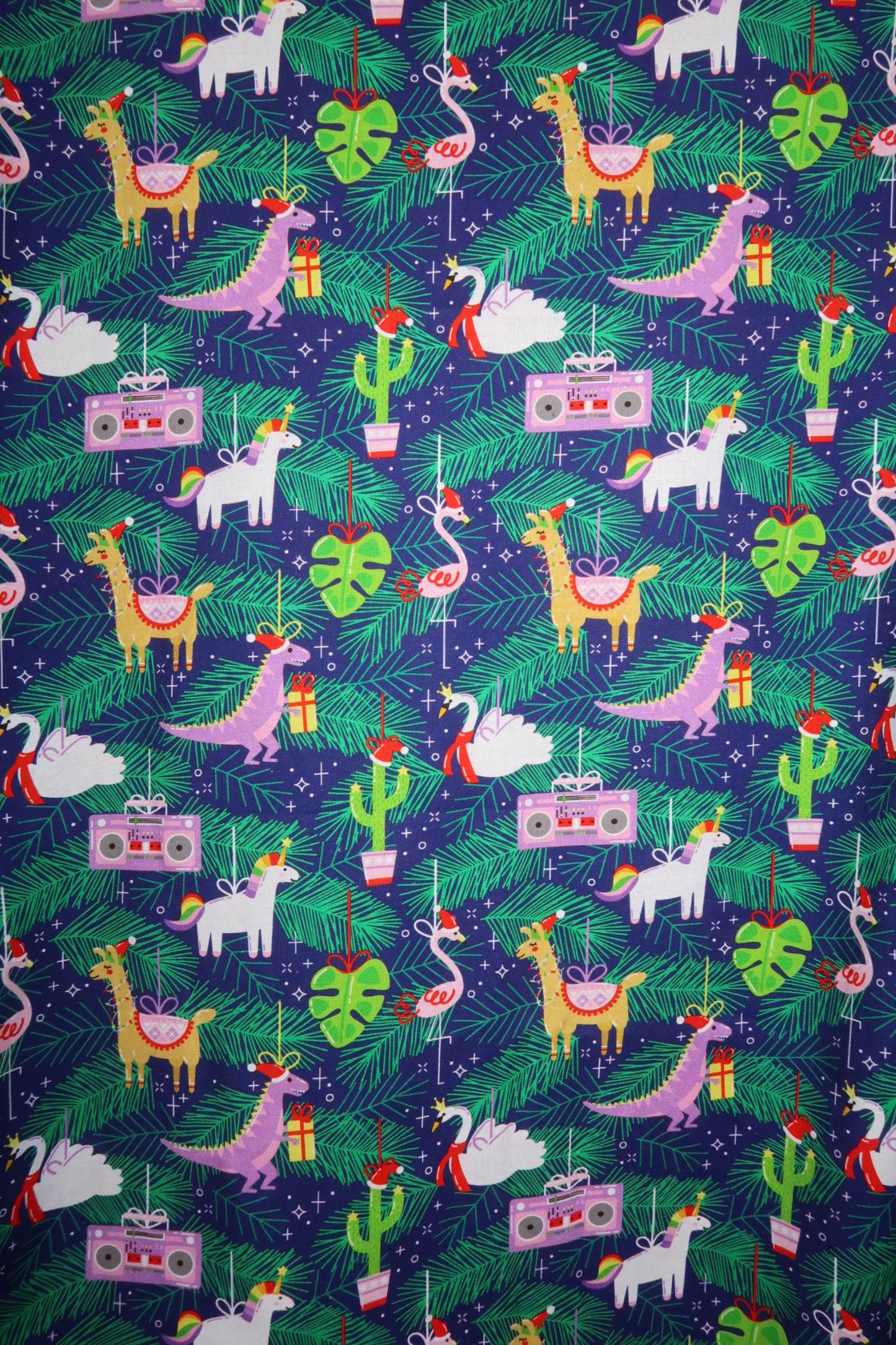 Christmas Ornaments Scrub Top 🎄 (L only)