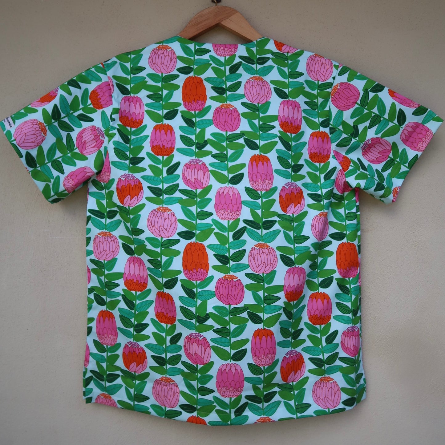 Protea Scrub Top 🌿